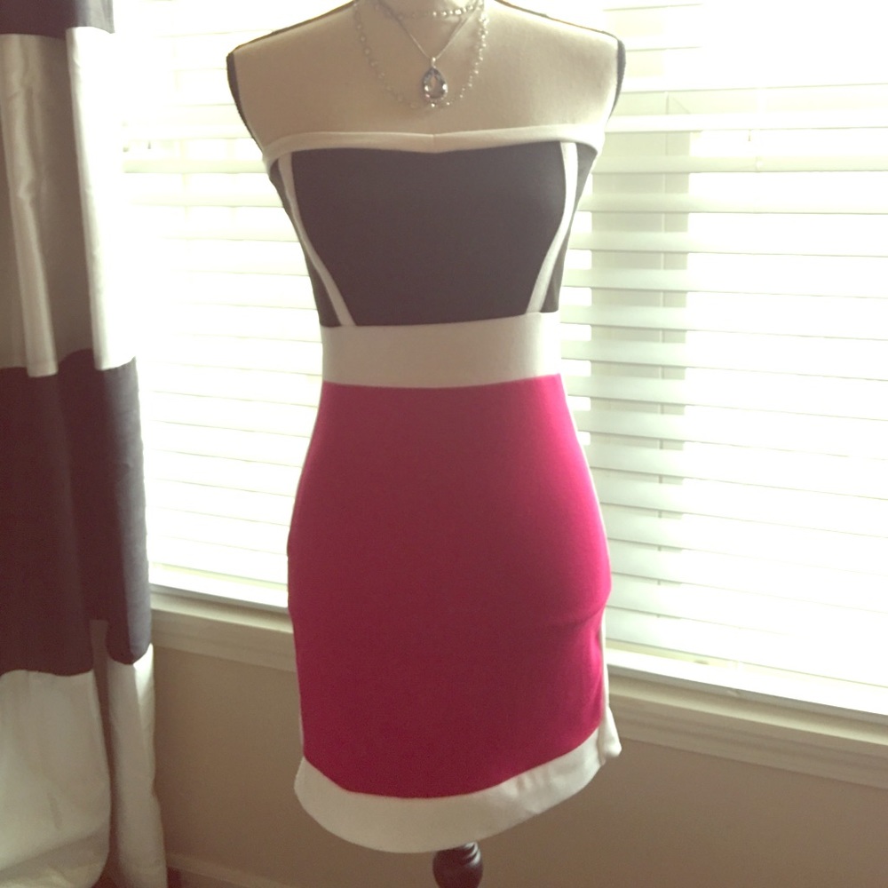 Body Central color block dress 👗